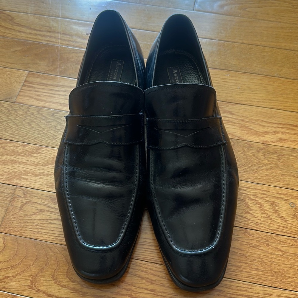 Aston grey collection. Black size 10.5